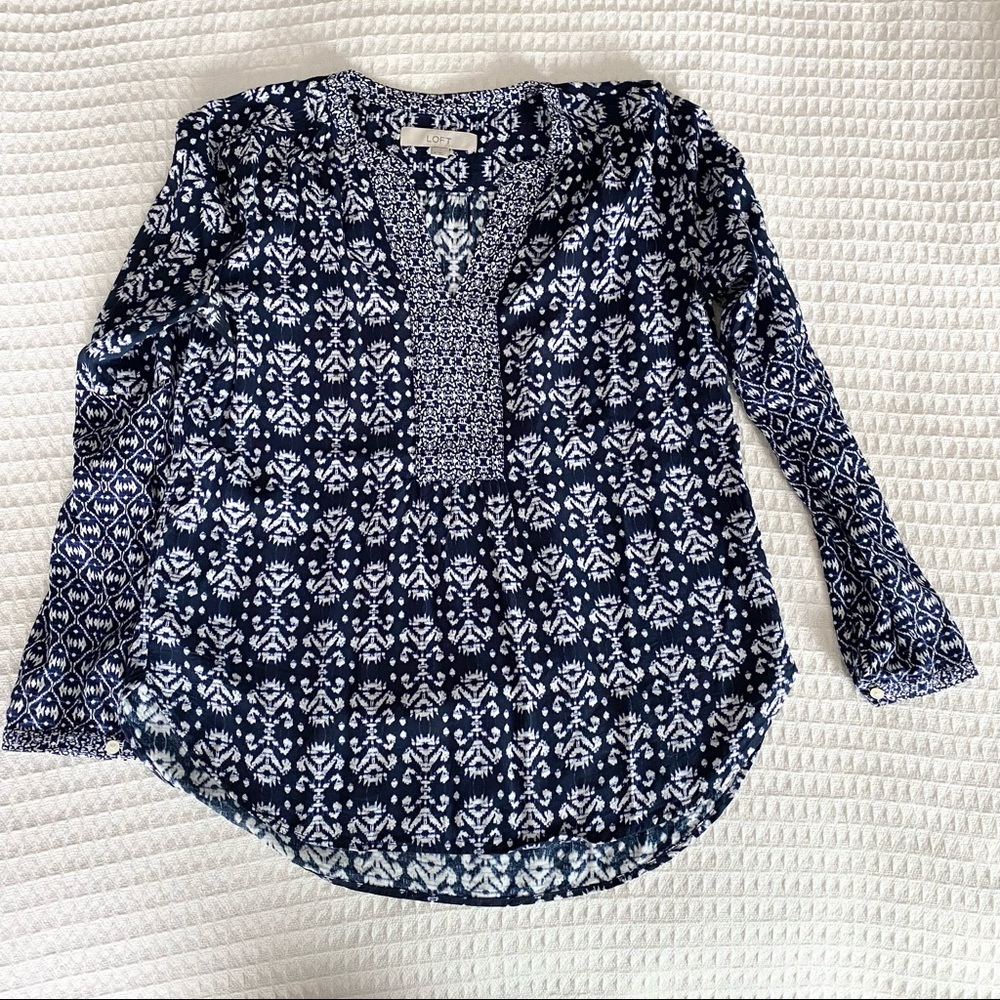 LOFT navy and white printed long sleeve top size Small